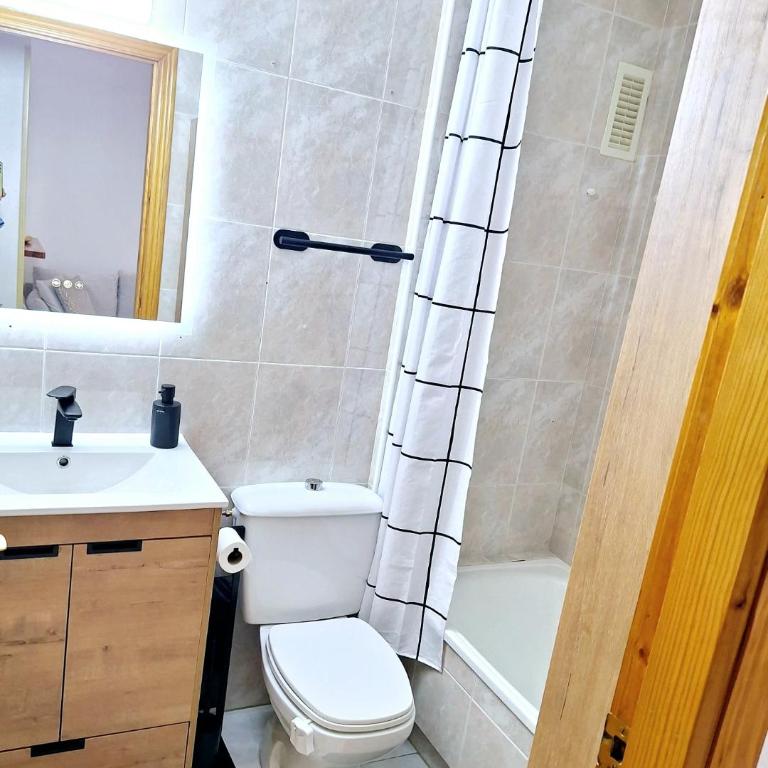 Solymar Torrevieja - Apartamento de 1 Dormitorio con balcón y vistas a la ciudad - 7