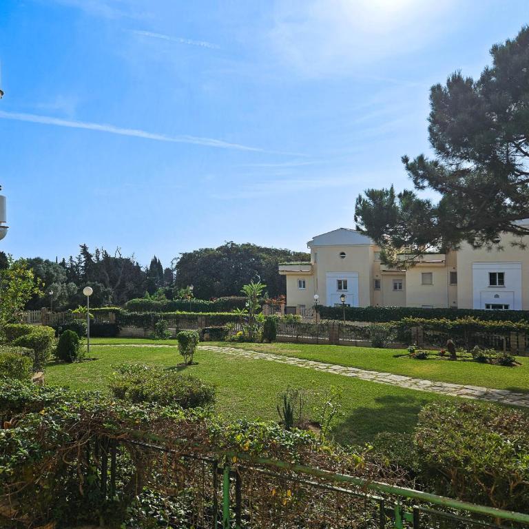 2 bed garden apartment Las Mimosas Cabopino - Apartamento de 2 dormitorios con vistas al jardín - 28