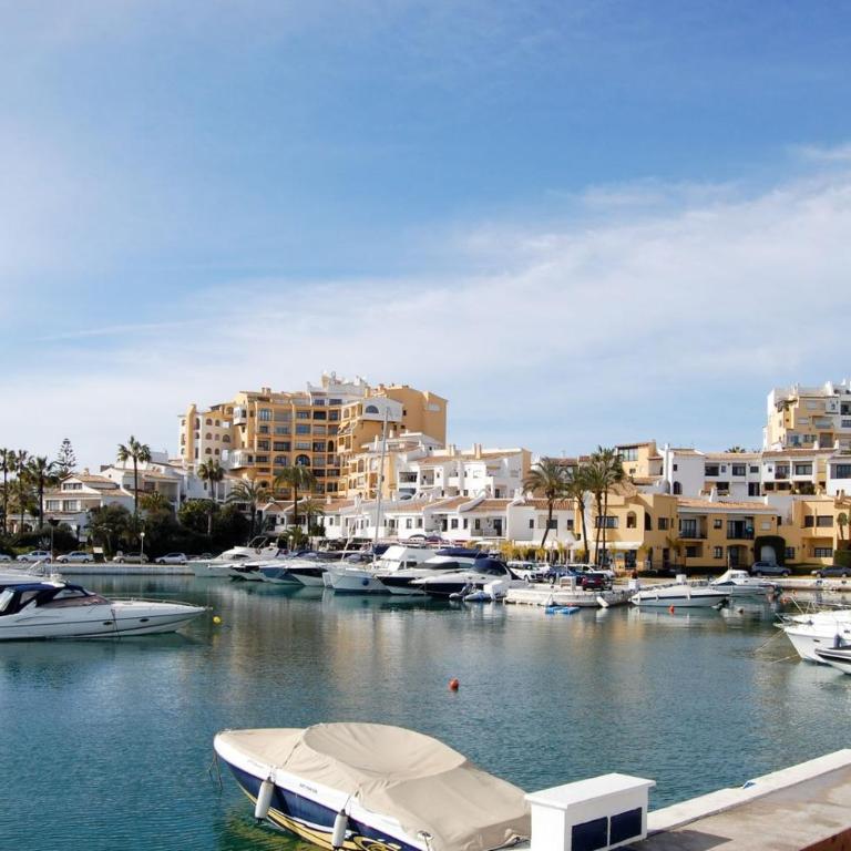2 bed garden apartment Las Mimosas Cabopino - Apartamento de 2 dormitorios con vistas al jardín - 32
