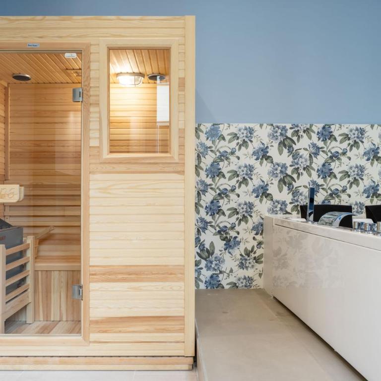 Pier Capponi 17 Rooms & Suites - Suite con Vasca Idromassaggio - 1