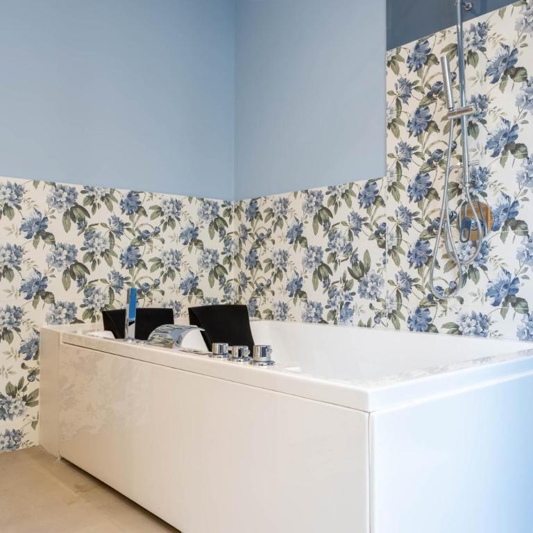 Pier Capponi 17 Rooms & Suites - Suite con Vasca Idromassaggio - 18