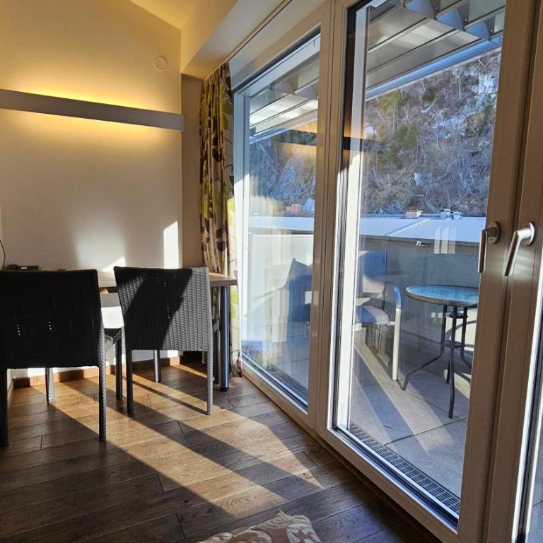 Altstadt Hotel Hofwirt Salzburg - Comfort Doppelzimmer mit Balkon - 4