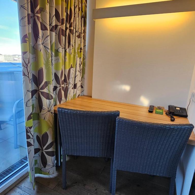 Altstadt Hotel Hofwirt Salzburg - Comfort Doppelzimmer mit Balkon - 9