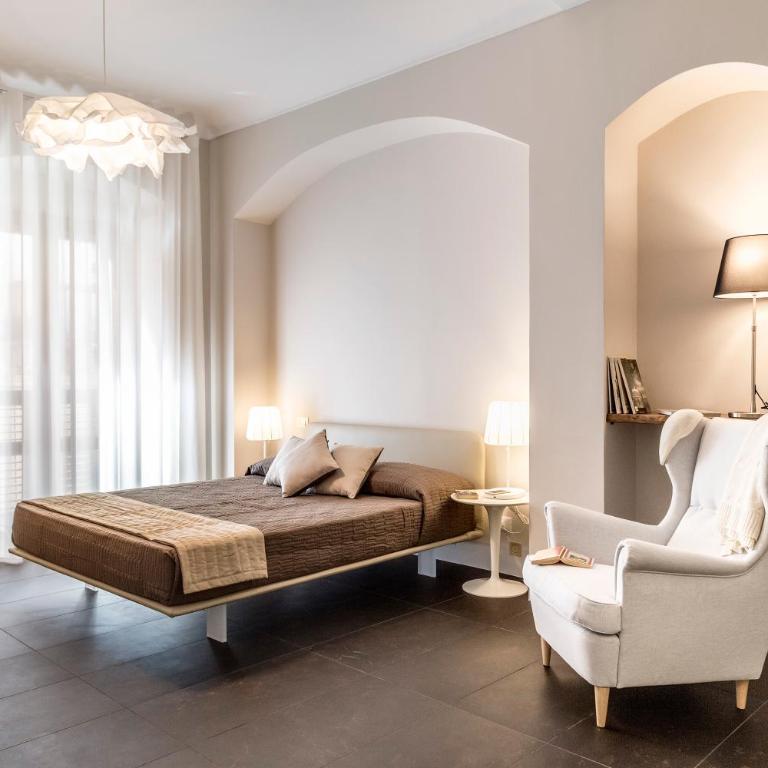 B&B Vicere Speciale - Camera Matrimoniale con Balcone - 1