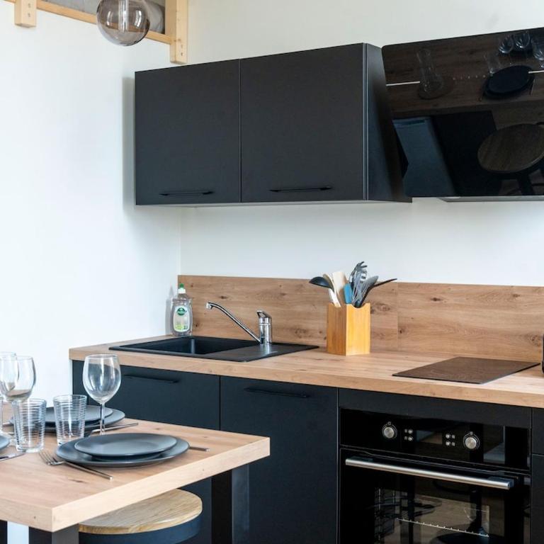 Cœur de Caen - studio rénové - tout à pied - Appartement 2 Chambres - 2