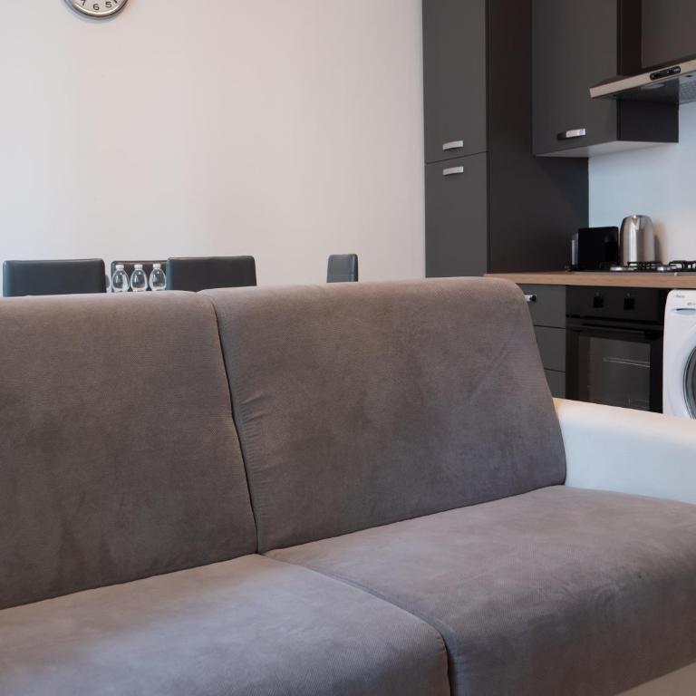 PRESTIGE BOUTIQUE HOMES - Duomo 1 - Appartamento con 2 Camere da Letto - 49