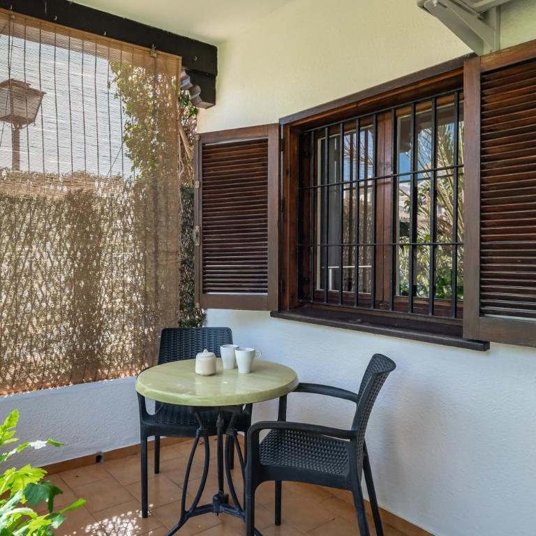 Cozy Studio in Marbella 5 Min Walk to the Beach - Deluxe King Studio - 5