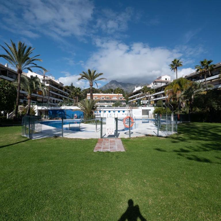 Cozy Studio in Marbella 5 Min Walk to the Beach - Deluxe King Studio - 38