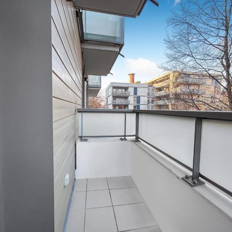 Studio Lumineux Avec Balcon - Studio - 16