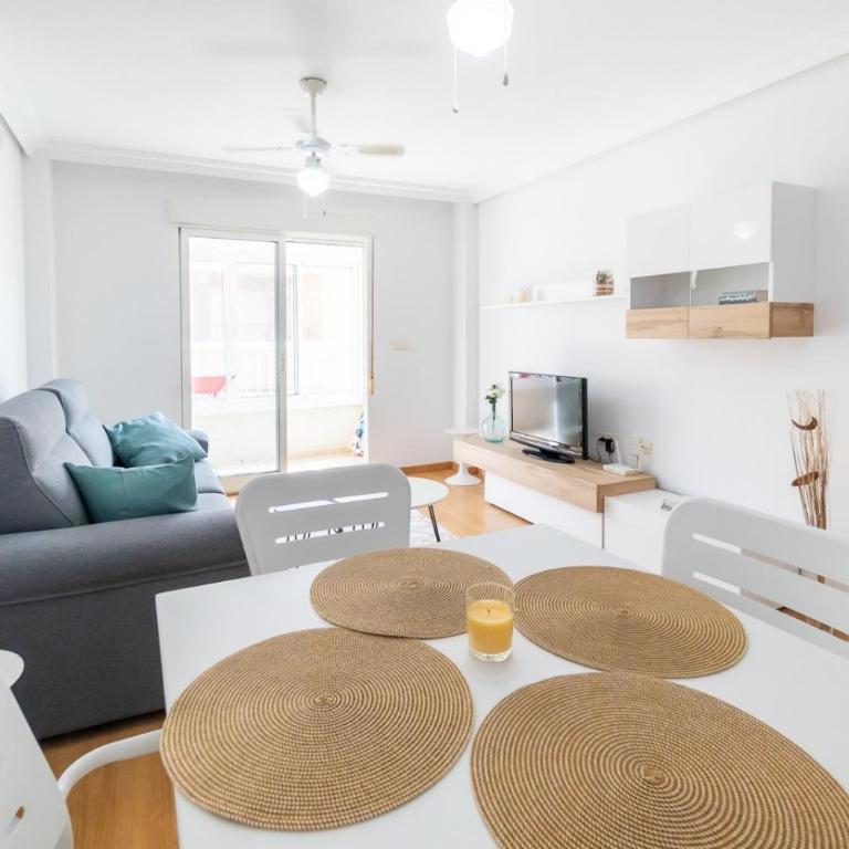San Pascual ID171 - Two-Bedroom Apartment with Balcony - 1