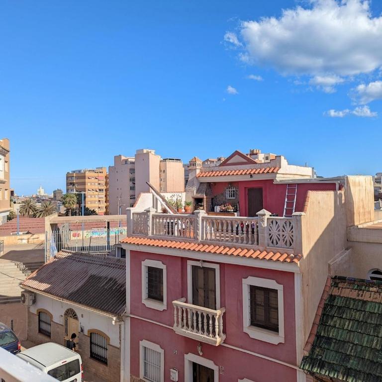 Family house with roof terrace - Casa de 3 dormitorios - 4