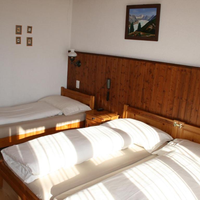 Hotel Fiescherhof - Standard Dreibettzimmer - 1