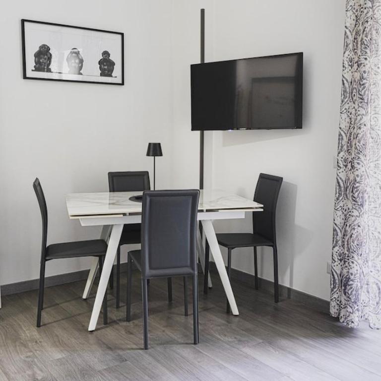 Roma Tuscolana Happy Place - Appartement 2 Chambres avec Balcon - 1