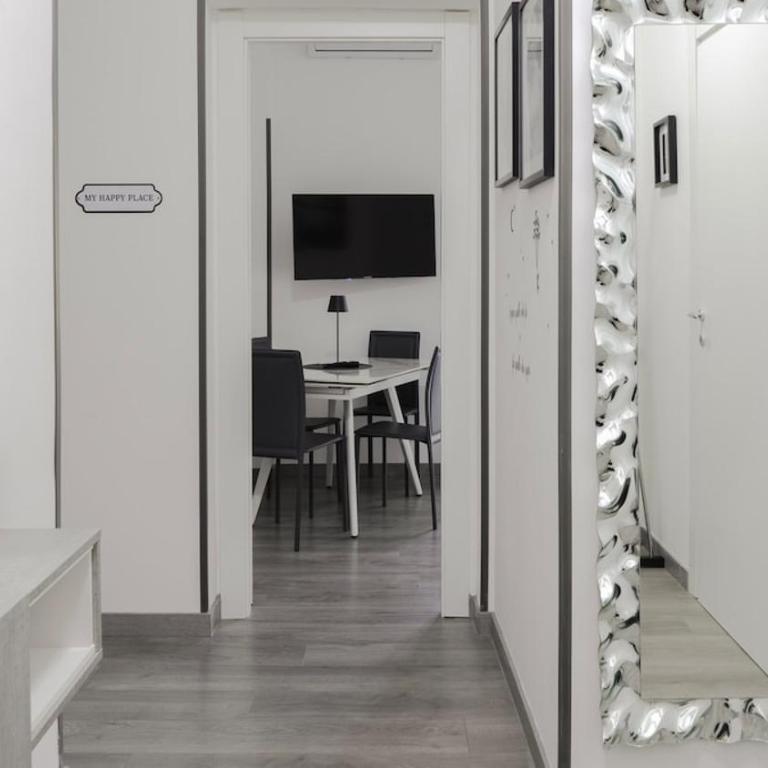 Roma Tuscolana Happy Place - Appartement 2 Chambres avec Balcon - 13