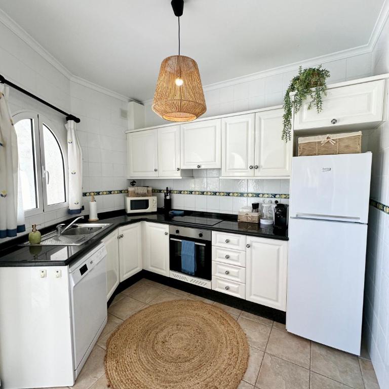 3 Bedroom villa, walking distance to Moraira - Villa de 3 dormitorios - 28