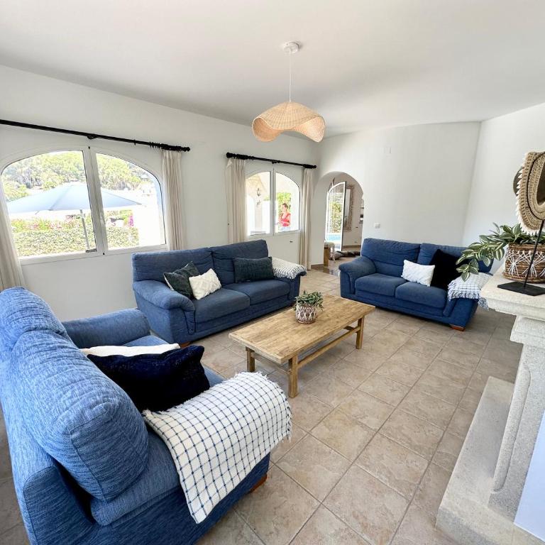3 Bedroom villa, walking distance to Moraira - Villa de 3 dormitorios - 24