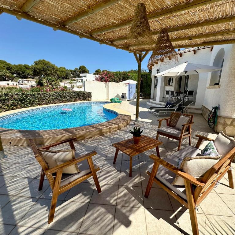 3 Bedroom villa, walking distance to Moraira - Villa de 3 dormitorios - 19