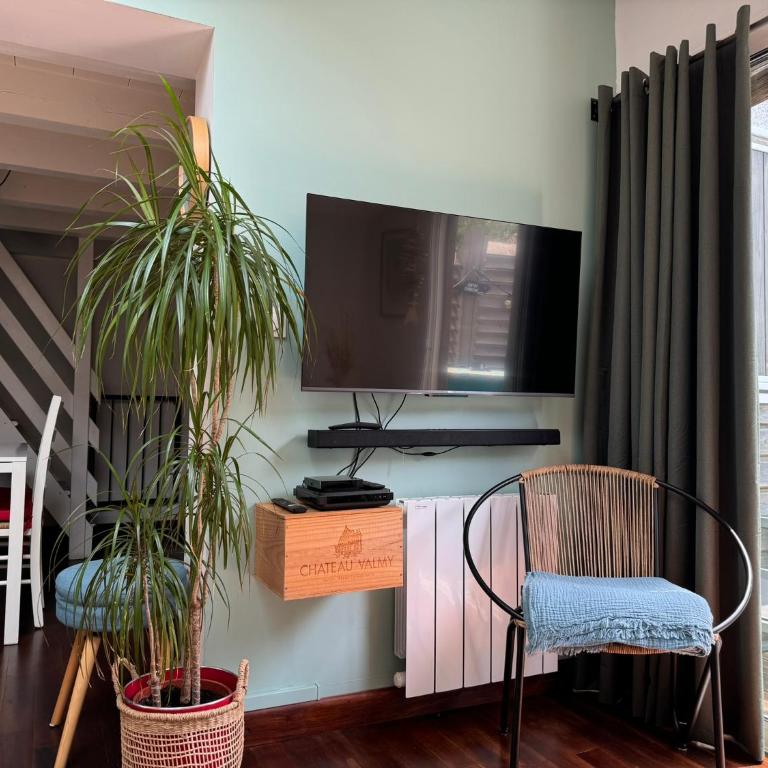 Appartement au calme - 3 étoiles - Two-Bedroom Apartment - 5