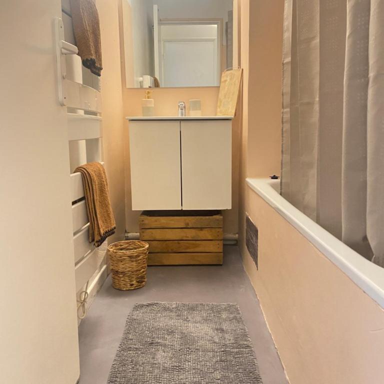 Les Esclafidous, centre ville- Proche Arènes & Maison Carrée - Appartement 1 Chambre - 31