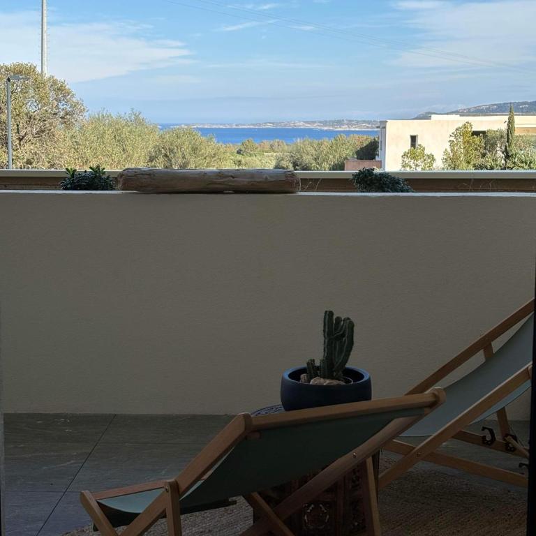 Corse, Calvi T3 lumineux avec piscine, entre mer et montagne - Appartement 2 Chambres - 15