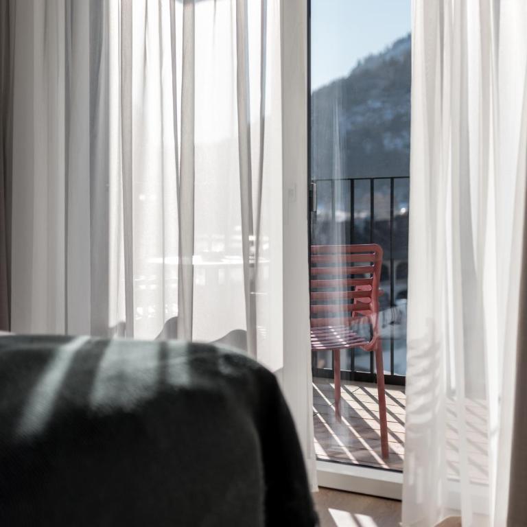 Aparthotel Tante Trude - Rooms & Apartments, Ötz - Two-Bedroom Apartment with Balcony - 13