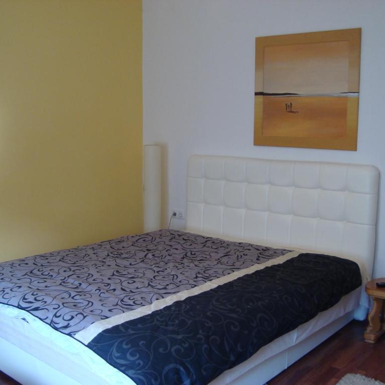 Hostel Nina Mostar - Double Room with Shared Bathroom - 5