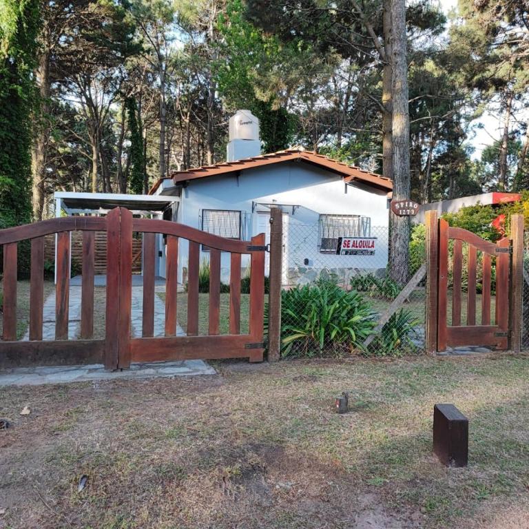 Casa en los Pinares de Valeria del Mar - Two-Bedroom House - 1