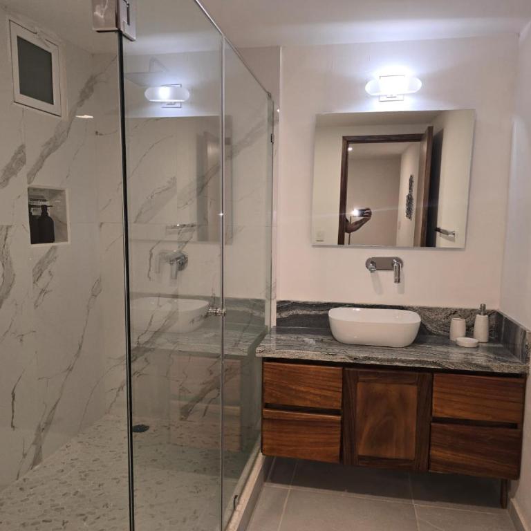Céntrico y a pasos de la playa - Apartamento de 2 dormitorios - 18