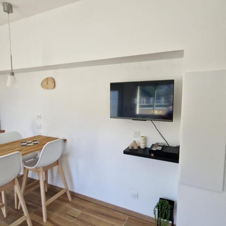 Au bord de la rivière - Appartement 1 Chambre - 56