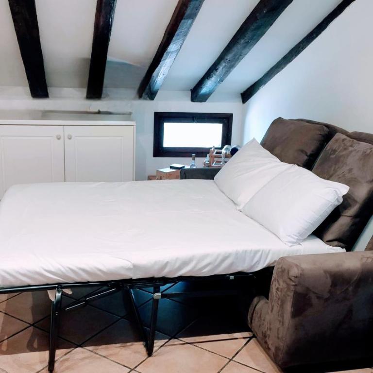 Attic Roof Oasi Vaticana - Two-Bedroom Apartment - 16