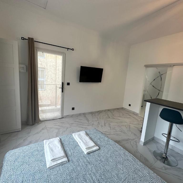 La maison de Julia menton studio bleuté - Appartement 1 Chambre - 4