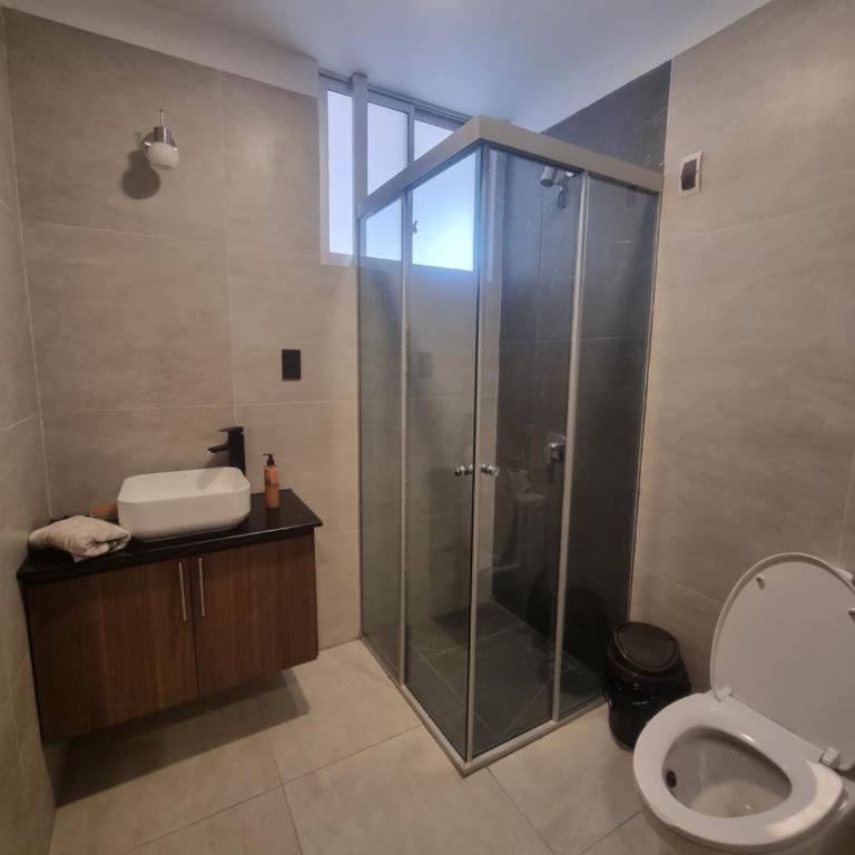 Departamento Céntrico y amplio - Apartamento de 2 dormitorios - 6