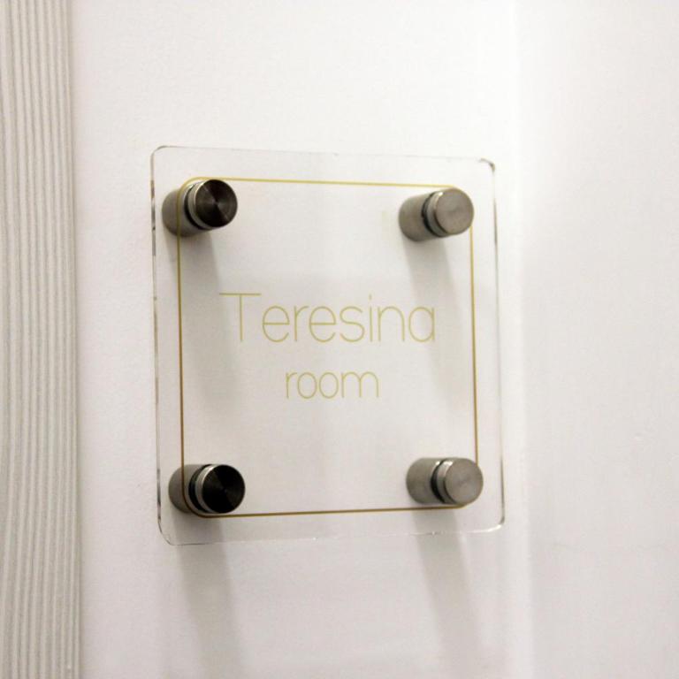 Le Guarattelle House Teresina Room - Camera Matrimoniale con Bagno Privato - 2