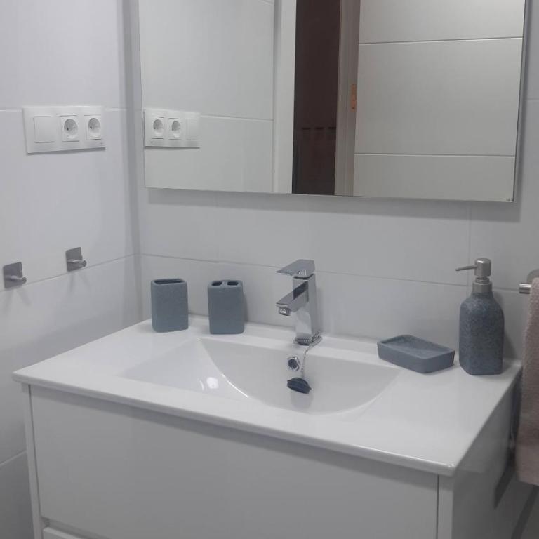 BAHIA DE ESTEPONA - Apartamento de 2 dormitorios - 26