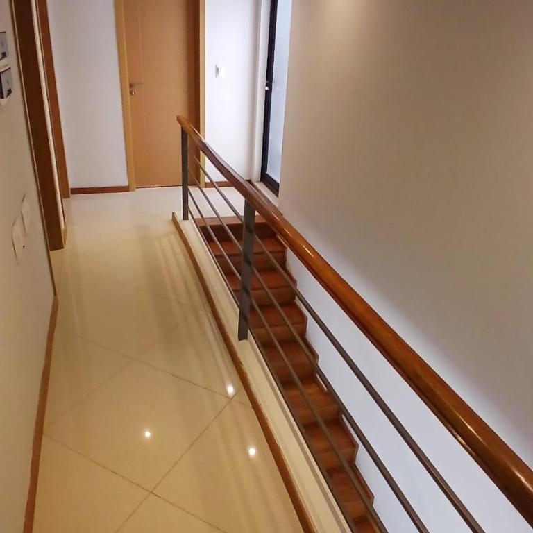 Amplio departamento en Asunción - Three-Bedroom Apartment - 32
