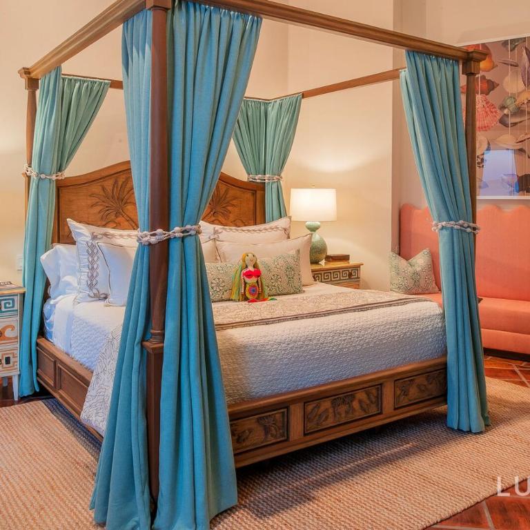 Beautiful 5 Bd Villas Del Mar Villa Staffed & Steps from the Beach - Deluxe Villa - 20