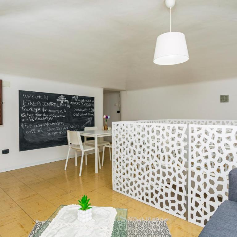 Etnea Central Home - Appartamento con 2 Camere da Letto - 12