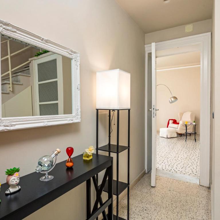 Etnea Central Home - Appartamento con 2 Camere da Letto - 8