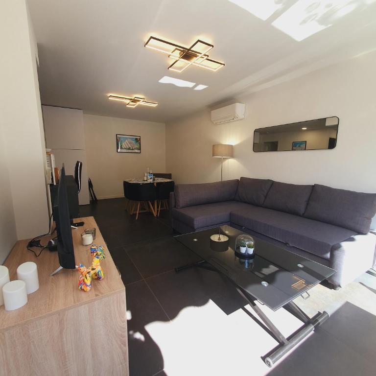 Moderne & Chic en cœur de ville Clim Wifi Terrasse - ROSSIconciergerie - Linge inclus - Apartment mit 1 Schlafzimmer - 10