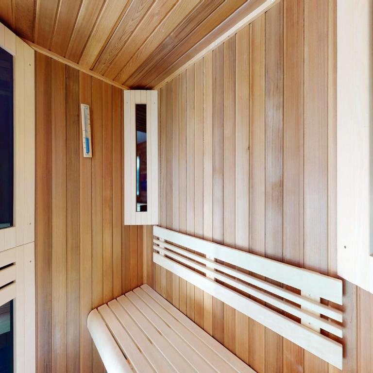 Lush chalet in Heremence with sauna - Superior Chalet - 28