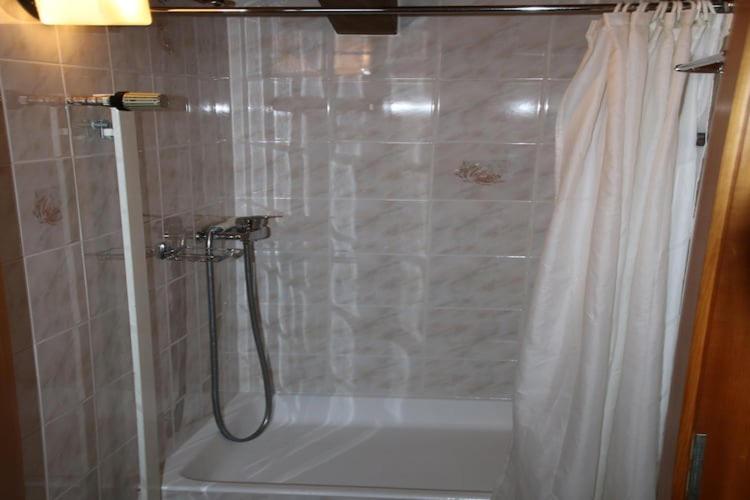 Apartment in Veysonnaz 200m from Ski Slopes - Three-Bedroom Apartment - 13