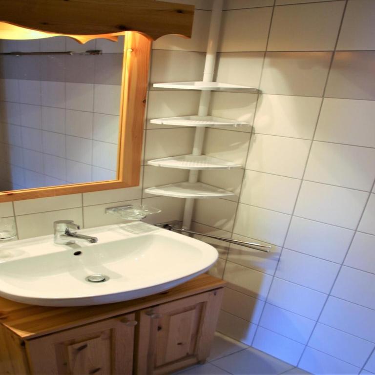 Lavish apartment with paid sauna - Apartment mit 1 Schlafzimmer - 19