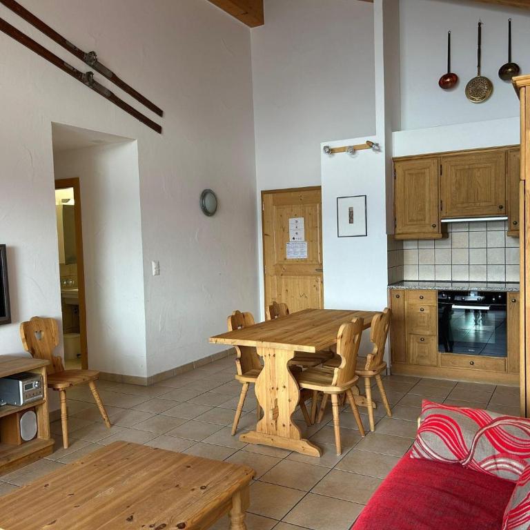 Pleasant apartment with balcony - Appartement 2 Chambres - 2