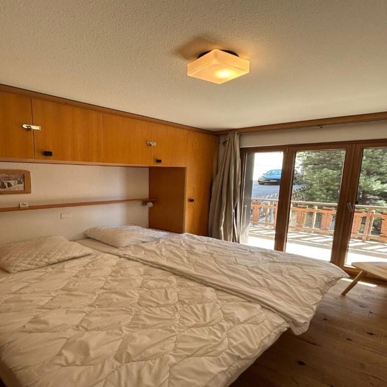Apartment in Swiss Alps near Cable Car - Appartement 2 Chambres - 23