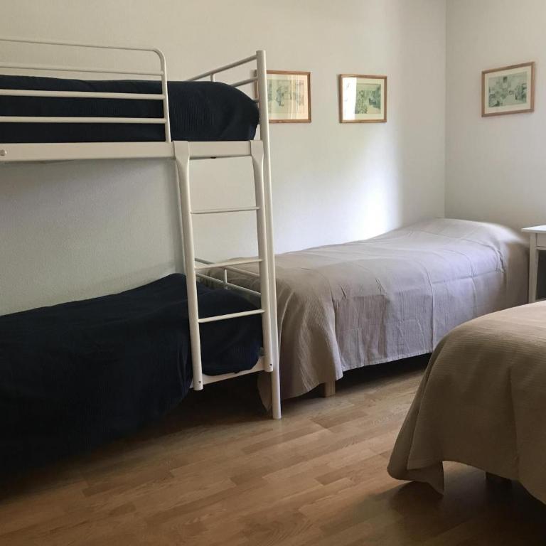 Authentic Apartment With Mountain View - Appartamento con 4 Camere da Letto - 12