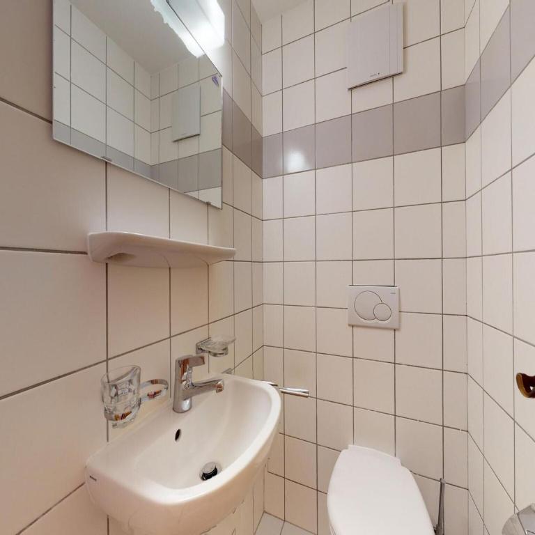 Apartment on floor four with balcony - Appartamento con 1 Camera da Letto - 15
