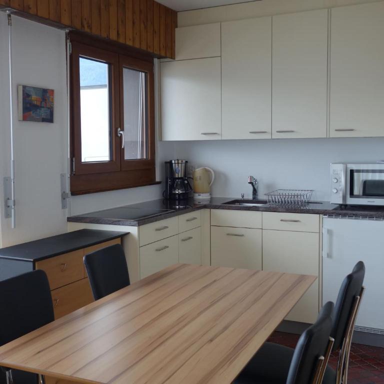 Pleasant apartment with balcony - One-Bedroom Apartment - 3