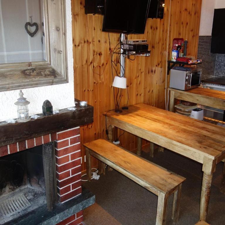 Apartment in Les Agettes for 6 guests - Apartment mit 1 Schlafzimmer - 4