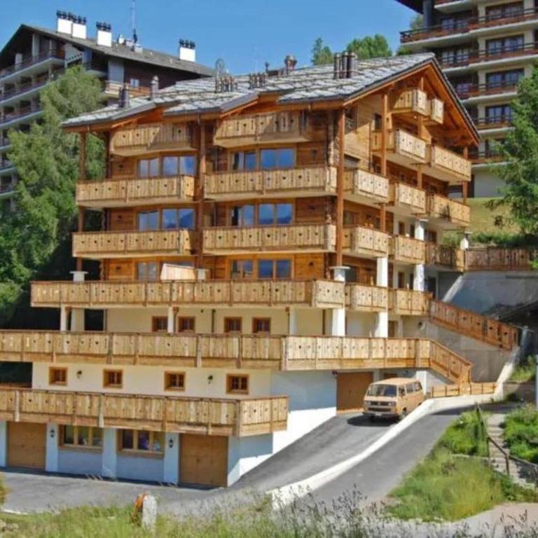 Spacious apartment with terrace - Apartment mit 3 Schlafzimmern - 1