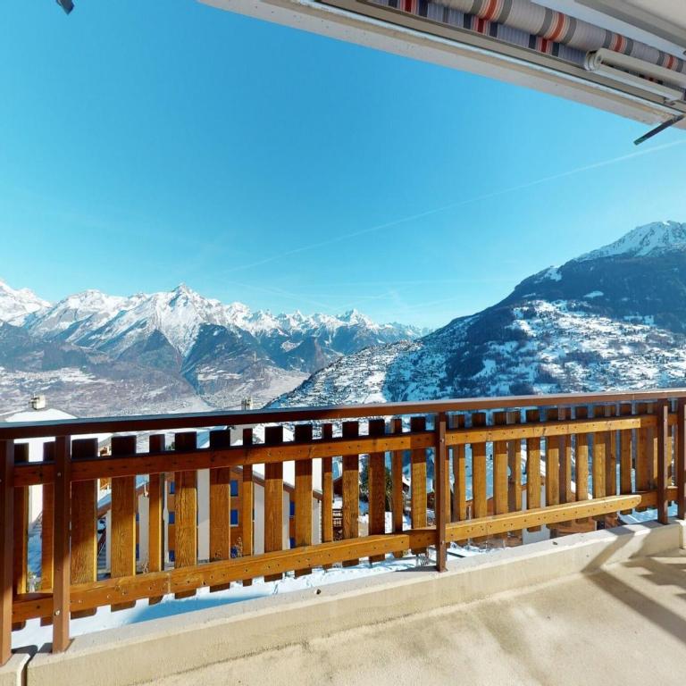 Stunning apartment with mountain view - Apartment mit 2 Schlafzimmern - 37